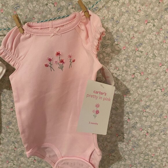 onesies - Picture 2 of 4